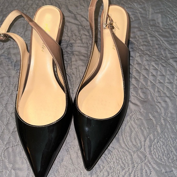 Ombré black/tan kitten heel sling back heels. - Picture 2 of 5